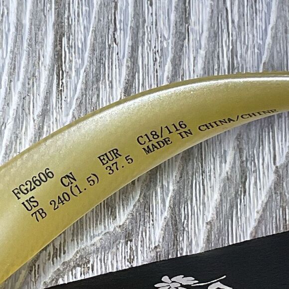 Coach X Disney Minnie Mouse Navy Blue Floral Thong Flip Flops Sandals Women's 7B - Picture 7 of 9